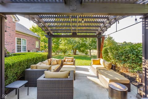 Photo of 13802 Four Seasons Way, Carmel, IN
