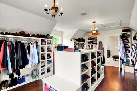 Walk In Closets — 3752 Slippery Rock Court, Westfield, IN