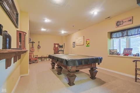 Family room at 9007 E Agate Avenue, Nashville, IN