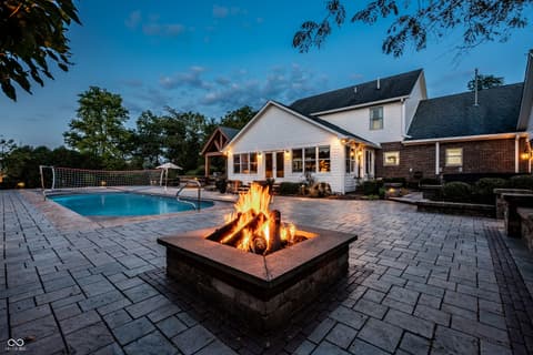 Photo of 1546 E Osprey Drive, Greenfield, IN