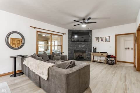 Photo of 1546 E Osprey Drive, Greenfield, IN