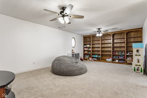 Photo of 1546 E Osprey Drive, Greenfield, IN
