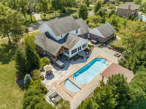 Photo of 1546 E Osprey Drive, Greenfield, IN