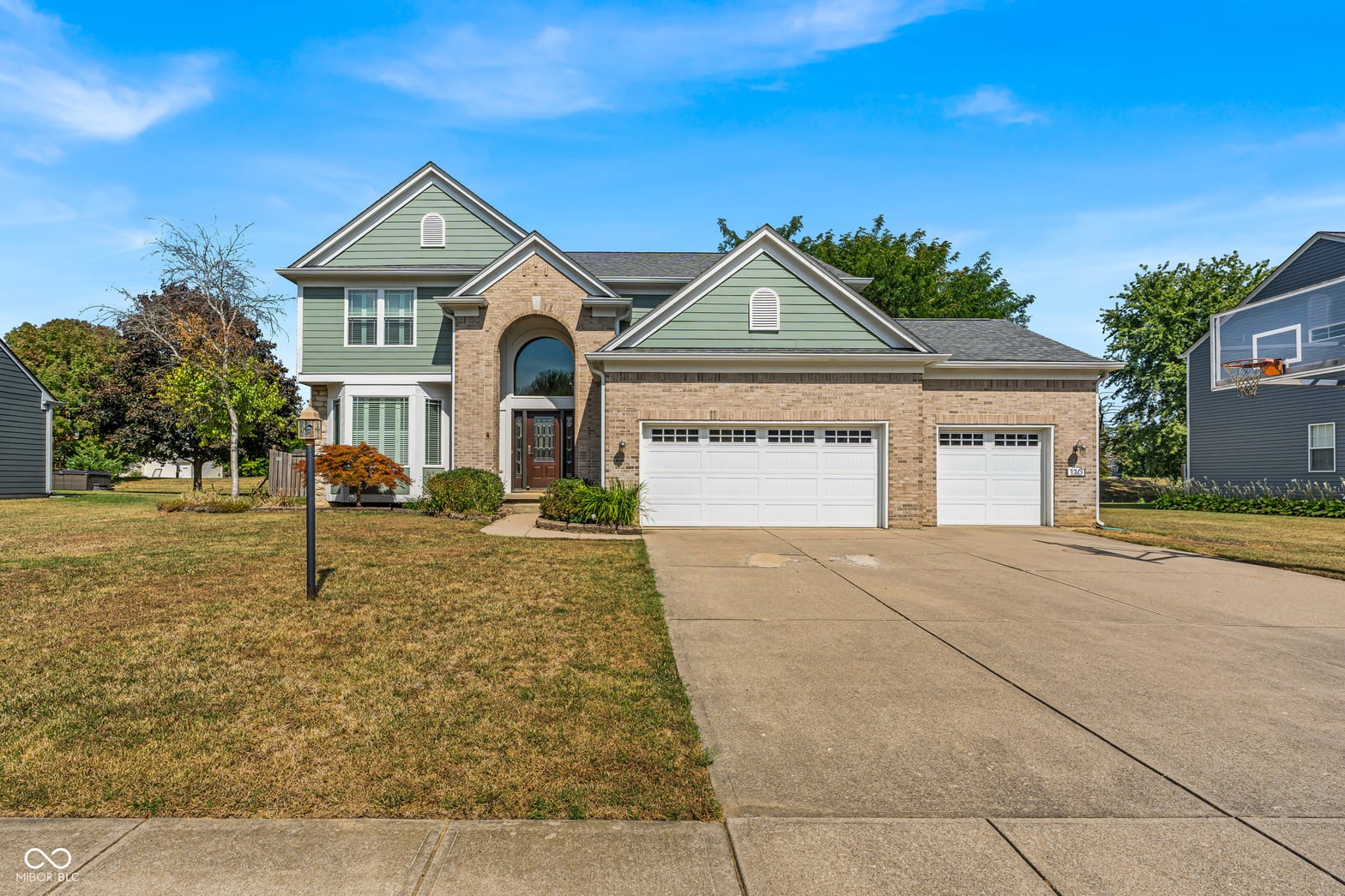 Photo of 130 W Columbine Lane, Westfield, IN