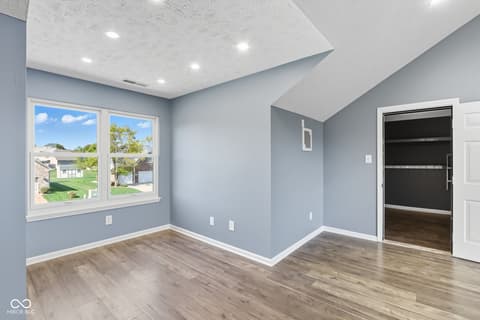 Photo of 7975 Meadow Bend Circle, Indianapolis, IN