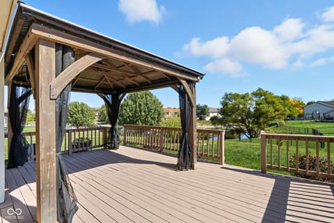 Photo of 7975 Meadow Bend Circle, Indianapolis, IN