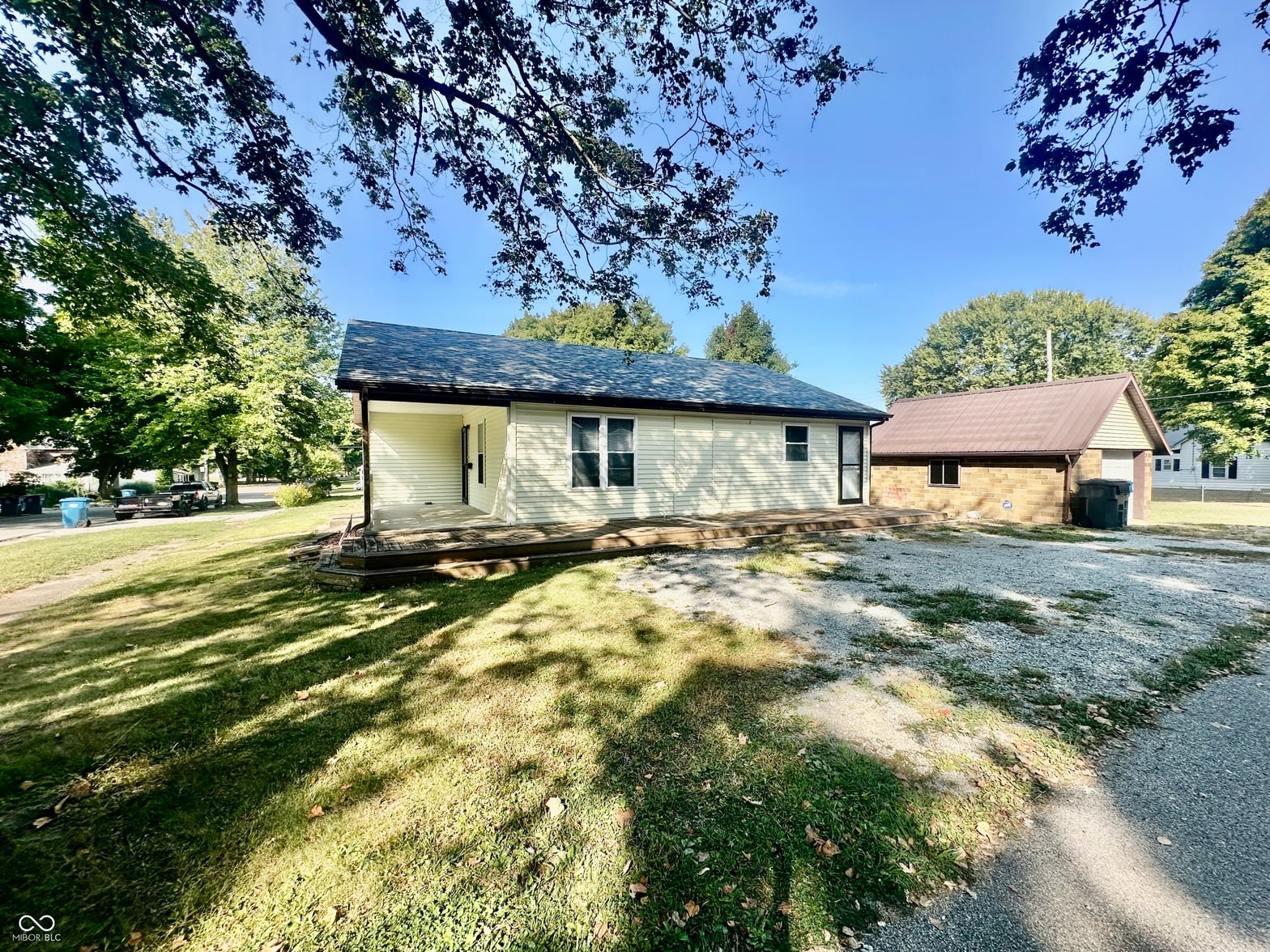 Front exterior at 929 Washington Street, Covington, IN