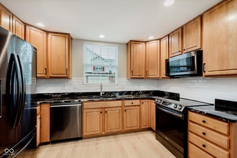 Photo of 6235 Eller Creek Way, Fishers, IN