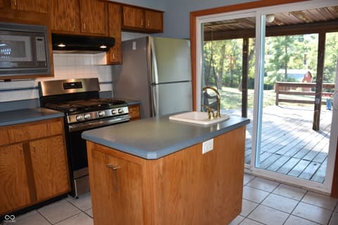 Photo of 9677 W Reeves Road, Spencer, IN