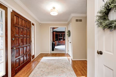 Photo of 6737 La Tour Circle, Indianapolis, IN