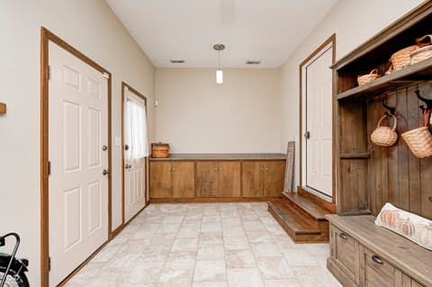 Photo of 6737 La Tour Circle, Indianapolis, IN