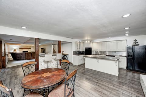 Photo of 6737 La Tour Circle, Indianapolis, IN