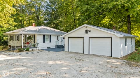 4692 N State Road 3