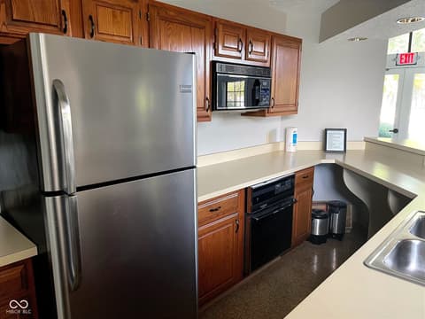 Photo of 8720 Yardley Court, Indianapolis, IN