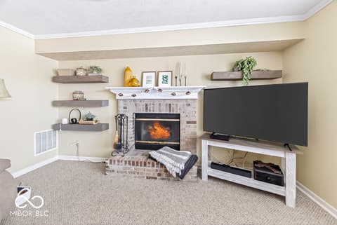 Photo of 3702 Fredricksburg Drive, Indianapolis, IN