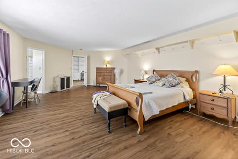 Photo of 3702 Fredricksburg Drive, Indianapolis, IN