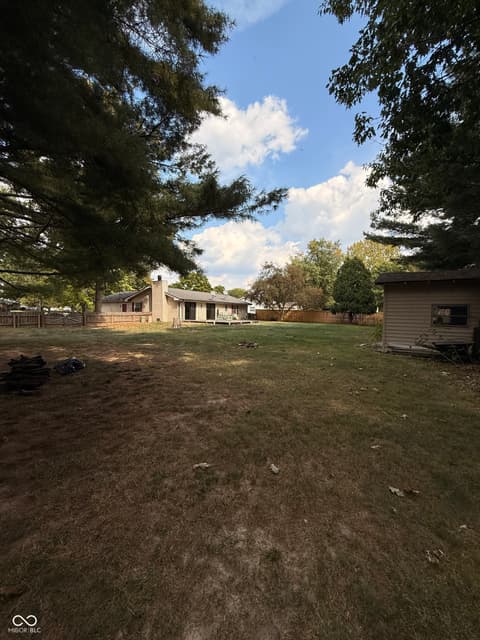 Yard at 949 Nantucket Drive, Cicero, IN