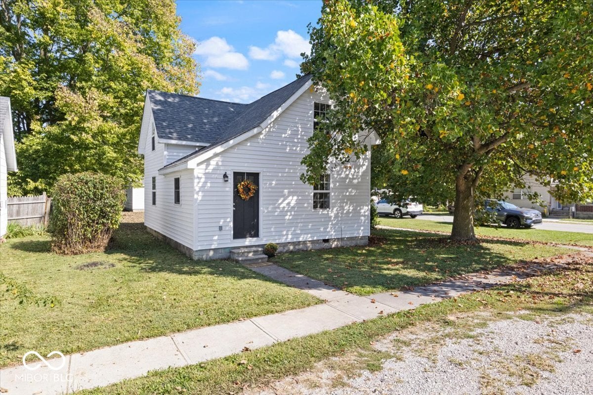 Front exterior at 310 E Washington Street, Roachdale, IN