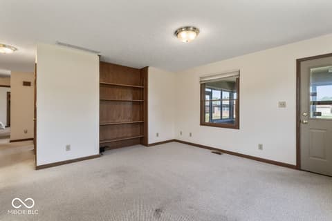 Photo of 1030 Woodridge, Brownsburg, IN