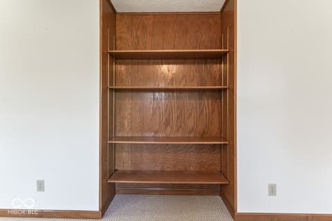 Photo of 1030 Woodridge, Brownsburg, IN