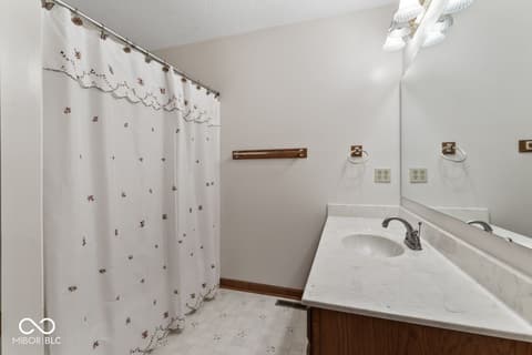 Photo of 1030 Woodridge, Brownsburg, IN