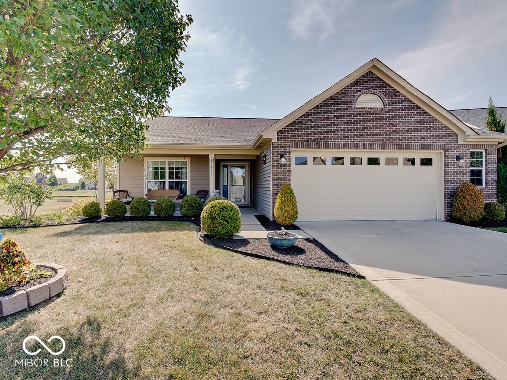 Photo of 18188 Knobstone Way, Westfield, IN