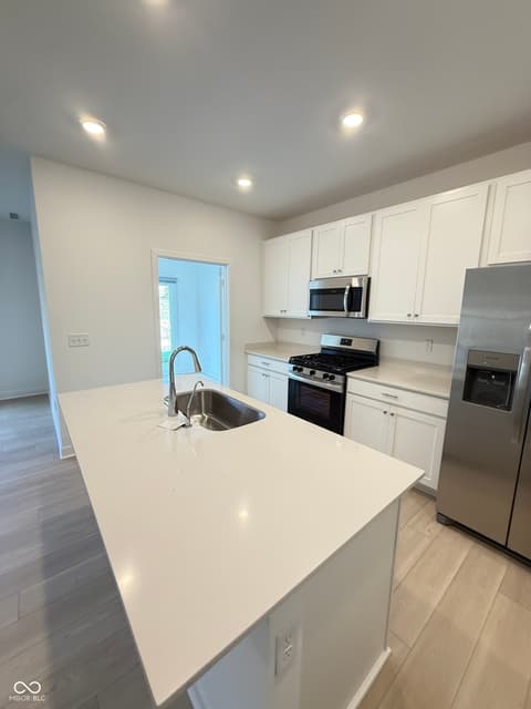Kitchen at 15234 Farrington Way, Fishers, IN