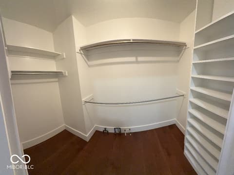Walk In Closets — 2004 Terrace Lane, Lebanon, IN