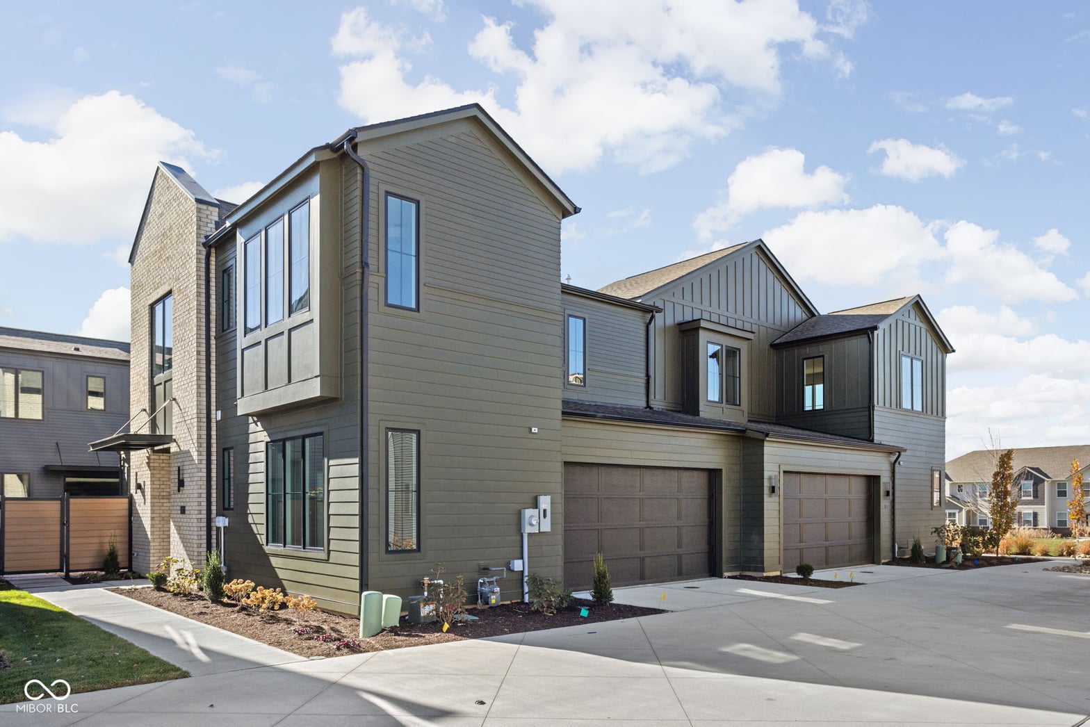 Photo of 1677 Coach Drive, Westfield, IN