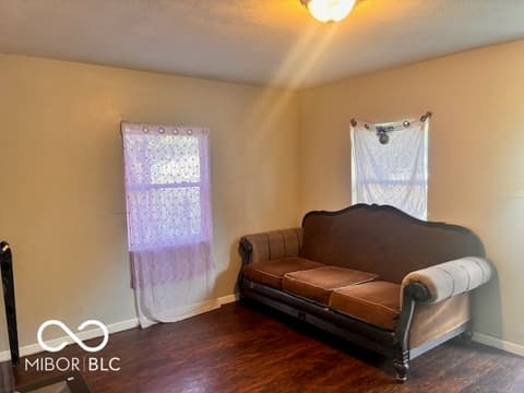 Sitting Room — 3042 N Temple Avenue, Indianapolis, IN