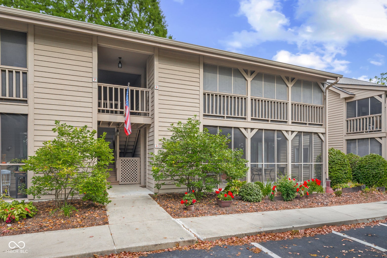 Photo of 280 W Main Street, Nashville, IN