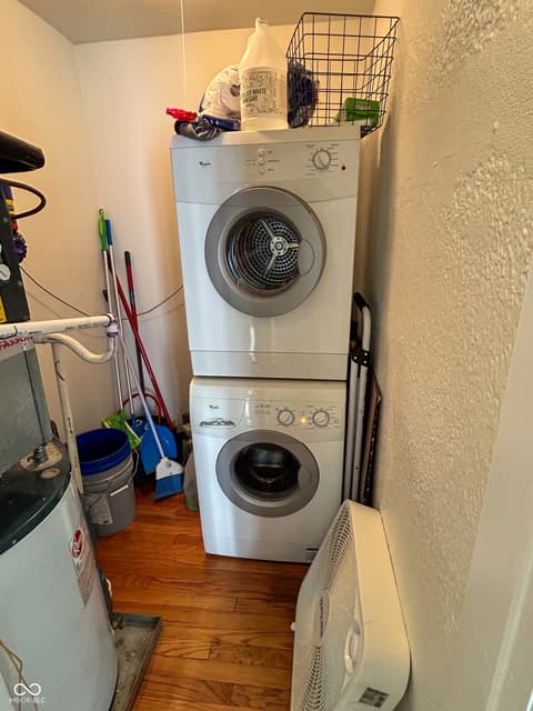 Laundry room at 5347 N College Avenue, Indianapolis, IN