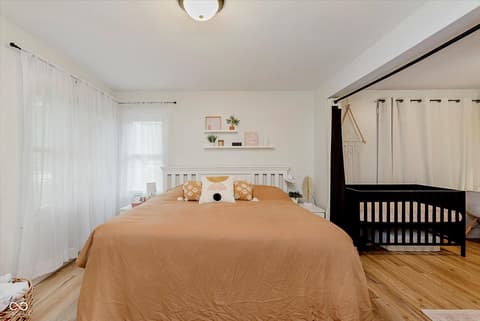 Primary bedroom at 415 Linden Lane, Anderson, IN