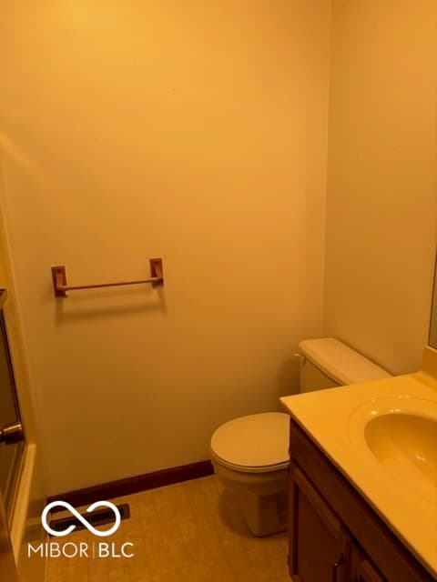 Bathroom at 10840 E Heywood Drive, Seymour, IN