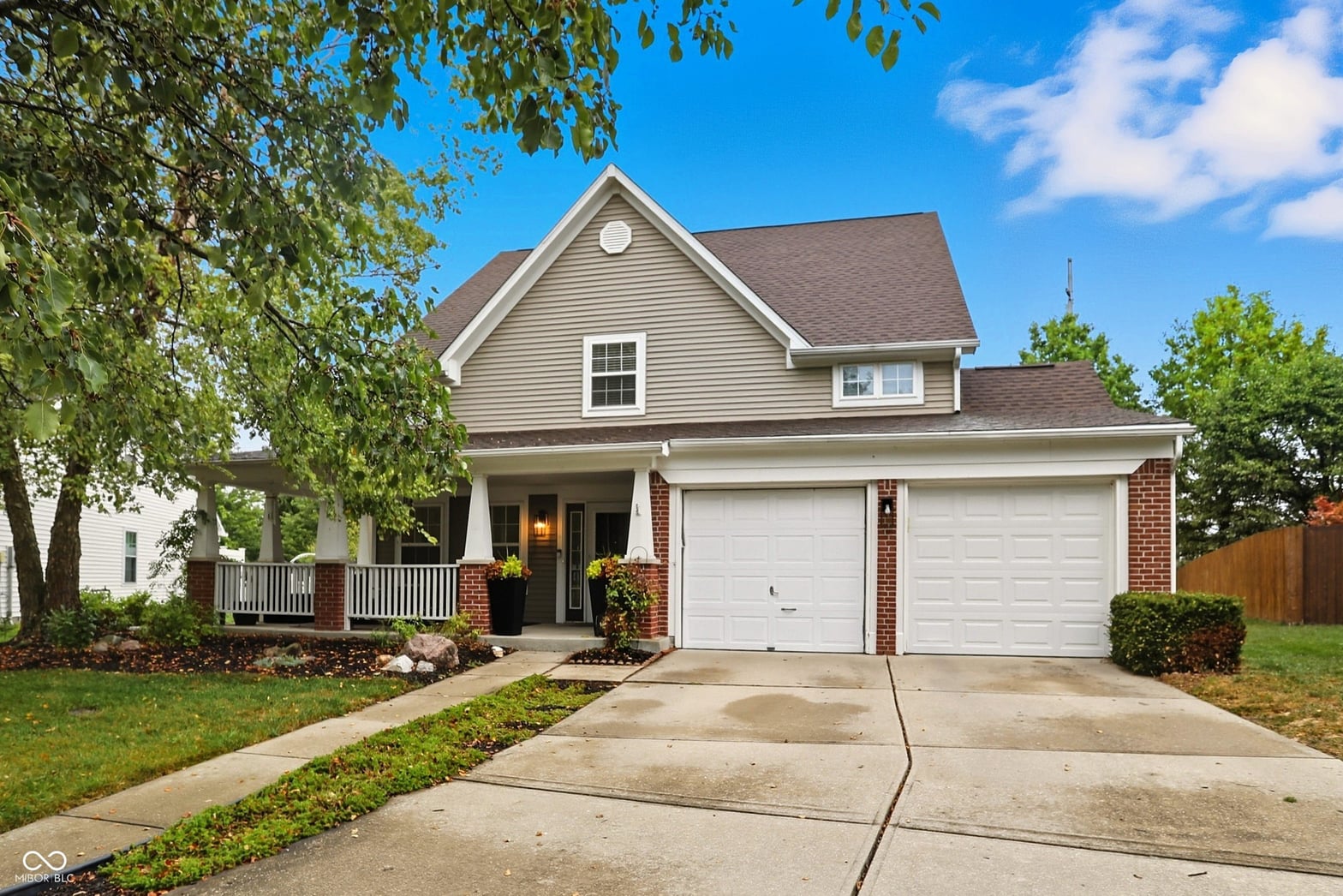 Front exterior at 15564 Bethesda Circle, Westfield, IN