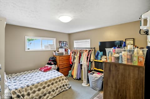 Photo of 839 S Lynhurst Drive, Indianapolis, IN