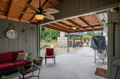 Photo of 839 S Lynhurst Drive, Indianapolis, IN