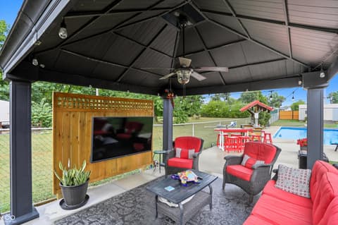 Photo of 839 S Lynhurst Drive, Indianapolis, IN