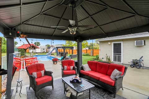 Photo of 839 S Lynhurst Drive, Indianapolis, IN