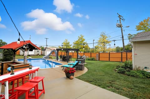 Photo of 839 S Lynhurst Drive, Indianapolis, IN