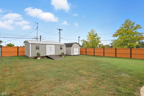 Photo of 839 S Lynhurst Drive, Indianapolis, IN