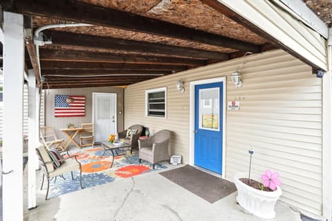Photo of 839 S Lynhurst Drive, Indianapolis, IN