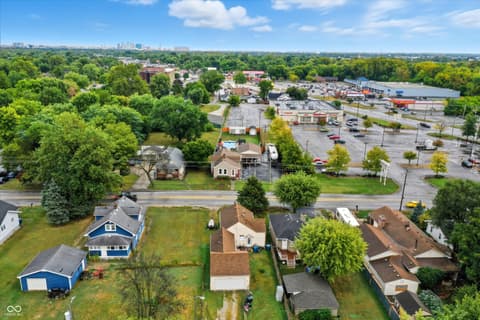 Photo of 839 S Lynhurst Drive, Indianapolis, IN