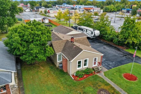 Photo of 839 S Lynhurst Drive, Indianapolis, IN