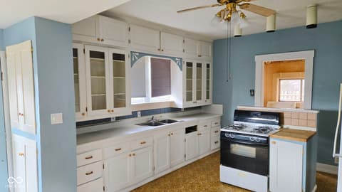 Photo of 417 W Nelson Street, Marion, IN