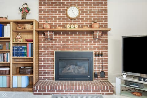 Photo of 413 N Gray Road, Connersville, IN