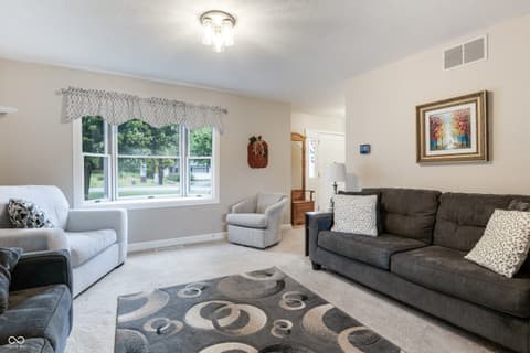 Photo of 413 N Gray Road, Connersville, IN