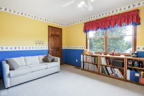 Photo of 413 N Gray Road, Connersville, IN