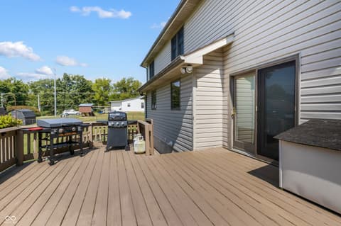 Photo of 413 N Gray Road, Connersville, IN