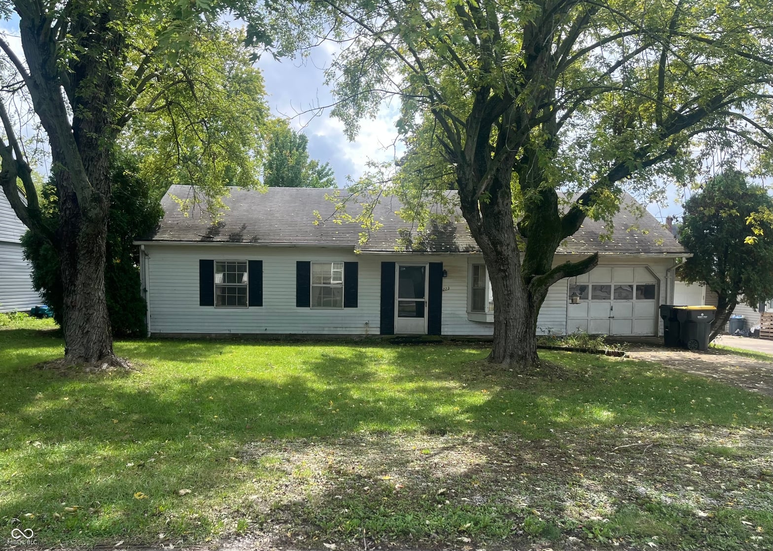 Front exterior at 223 W 11th Street, Lapel, IN